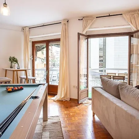 Centrally Located * Alicante